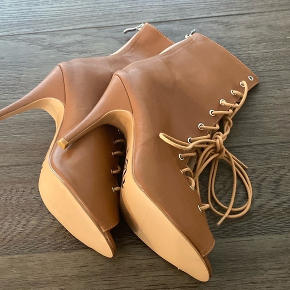 NWT BURJU Sofiya Nude Open Toe Lace Up Ankle Boots | Size 9.5 - Picture 2 of 9